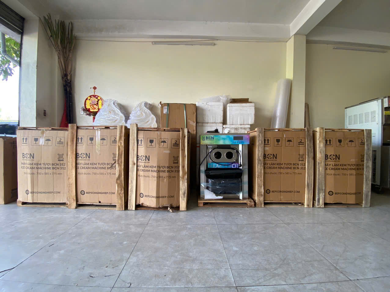 MÁY LÀM KEM TƯƠI BCN 312 – SẢN LƯỢNG 28 LÍT/GIỜ