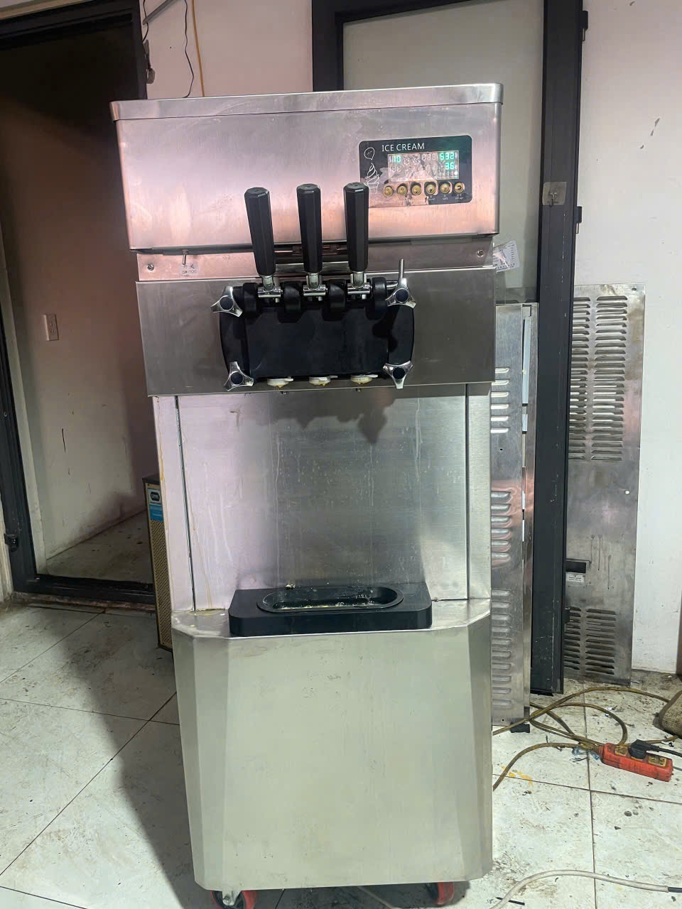 🍦 MÁY LÀM KEM TƯƠI ZM-A480 – 3 VỊ ĐỨNG CAO CẤP