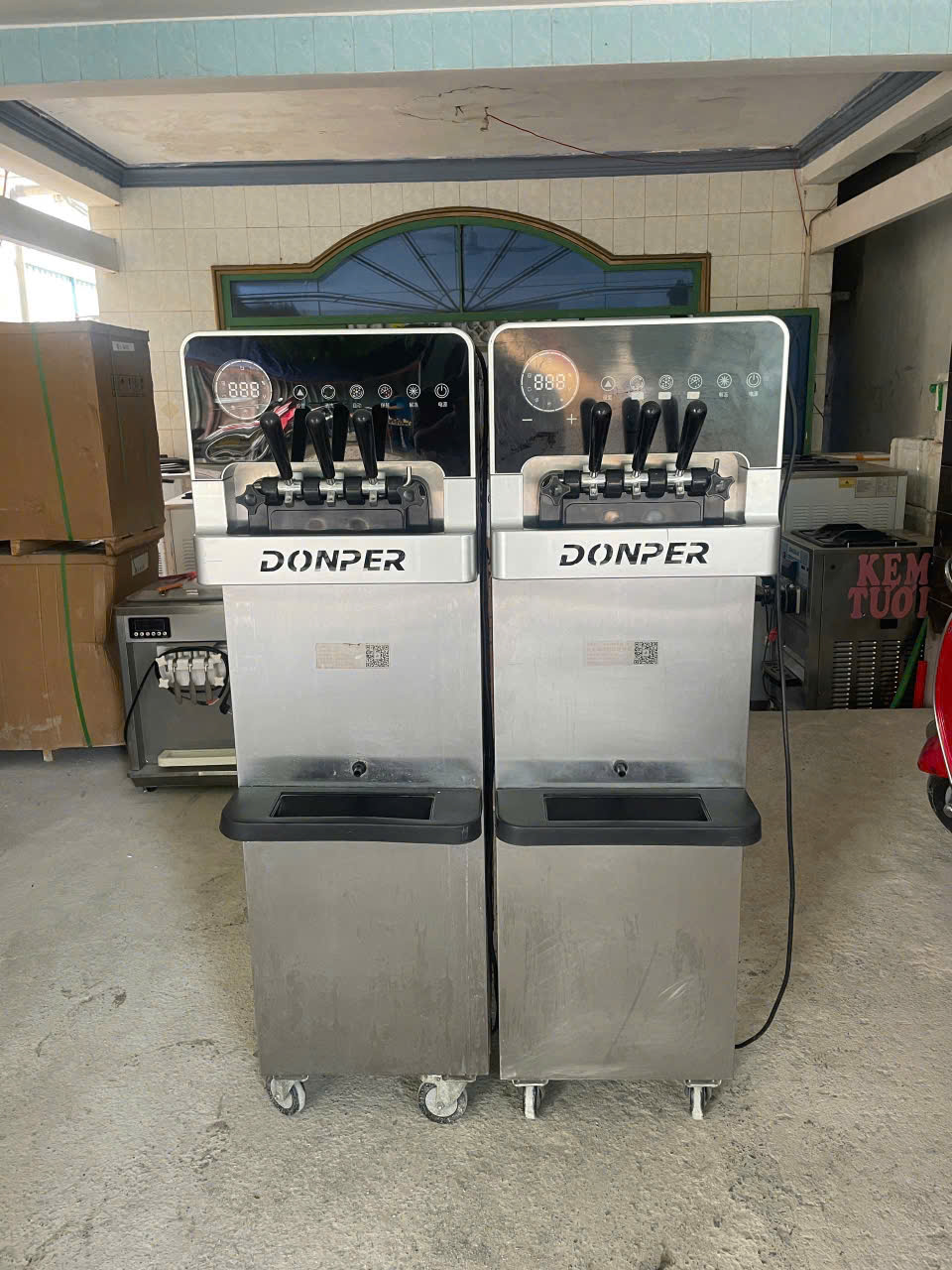 MÁY LÀM KEM TƯƠI DONPER KFX720 – PHIÊN BẢN 2024